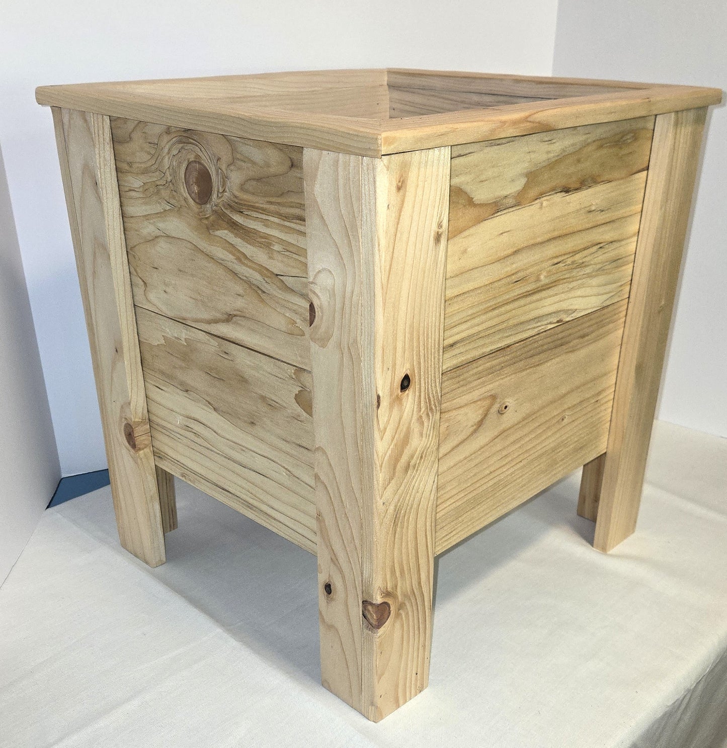 Cedar Planter/Flower/Bush/Tree Pot.  Choose from 9 Images.